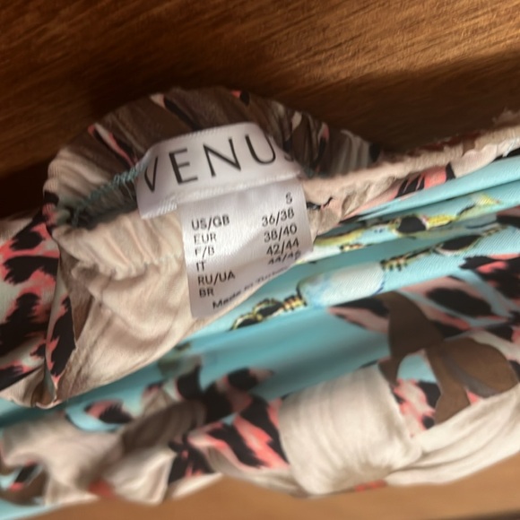 Venus V-neck halter floor length summer dress - Picture 5 of 7